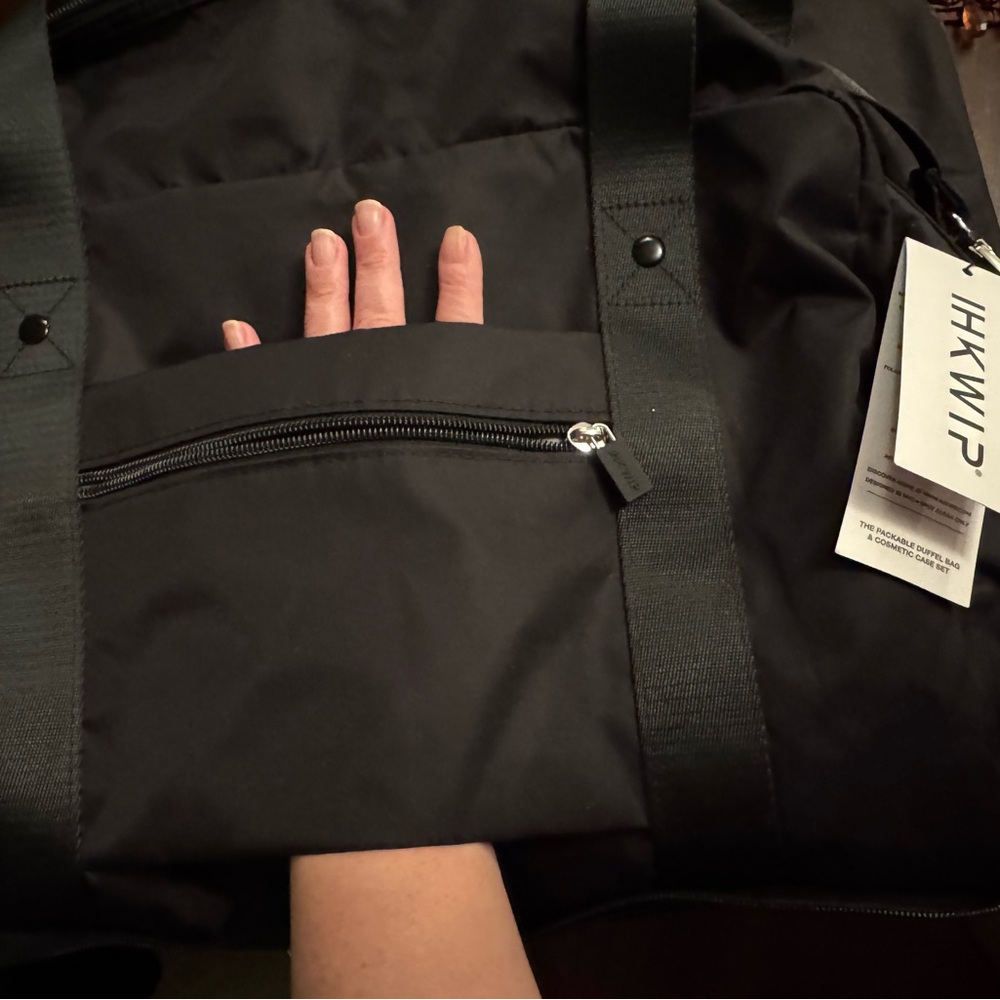 IHKWIP brand black duffle bag with small cosmetic bag.   NWT - Picture 13 of 15